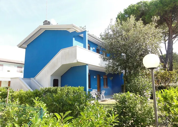 Colorful Flat In A With Garden Bibione